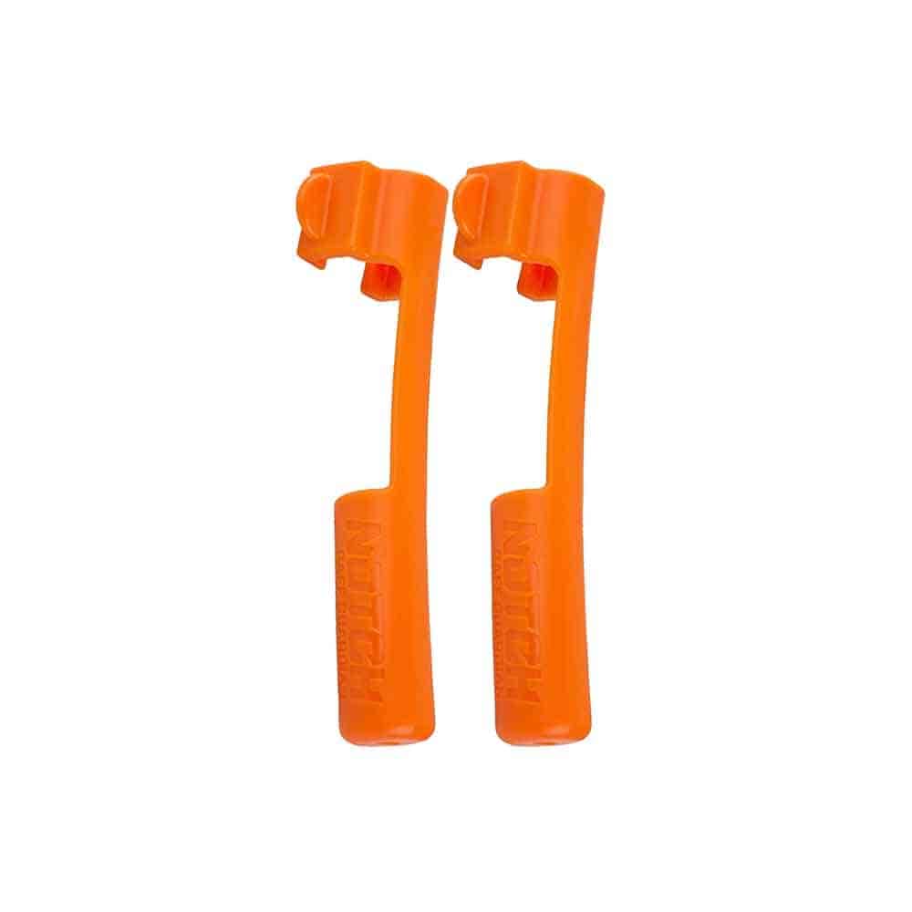 Zwei orangefarbene Gaff Guardian II Schutzkappen, Hersteller Notch, nebeneinander liegend