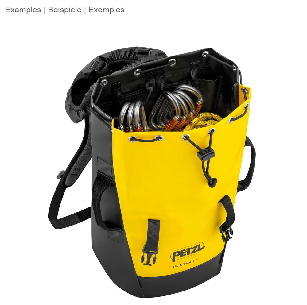 Offener Petzl Transport 30 Rucksack mit Kletterausrüstung im Inneren, gelbe Vorderseite mit Petzl-Logo
