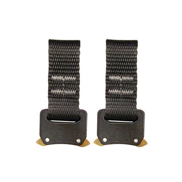 Tree Austria 3 Sitzbrett Clips, zwei schwarze Clips mit schwarzen, gewebten Bändern und kleinen Metallteilen am unteren Rand