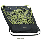 Edelrid Liner schwarze Tasche mit gelbgrünen Akzenten geöffnet, darin liegt ein gelbgrünes Kletterseil, die Tasche hat zwei Tragegriffe und einen Tragegurt