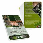 Vorder- und Rückseite des Raupen und Afterraupen Bestimmungsfächers mit Textinformationen und Bildern von Raupen, Hersteller BFW Bundesforschungszentrum für Wald