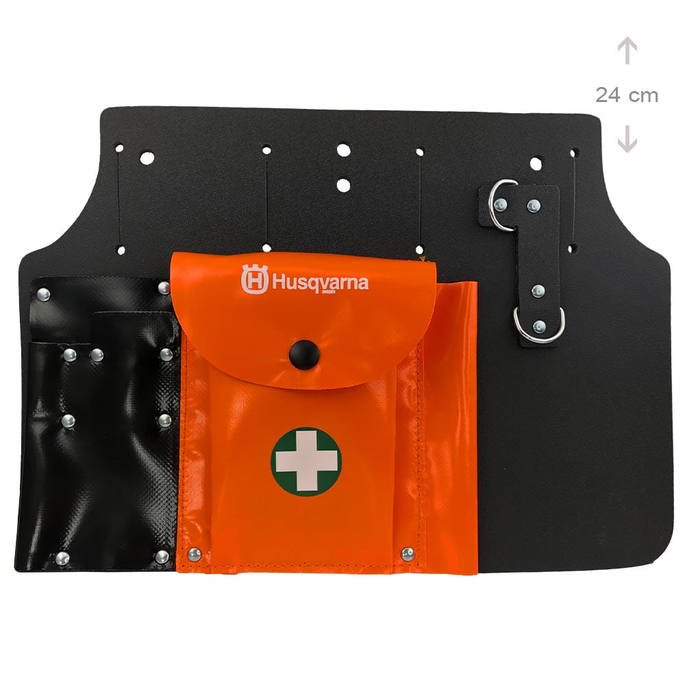 Werkzeugtasche mit schwarzem und orangefarbenem Fach, orangefarbenes Fach mit Husqvarna-Logo und weißem Kreuz, schwarze Rückwand mit Löchern und Metallringen