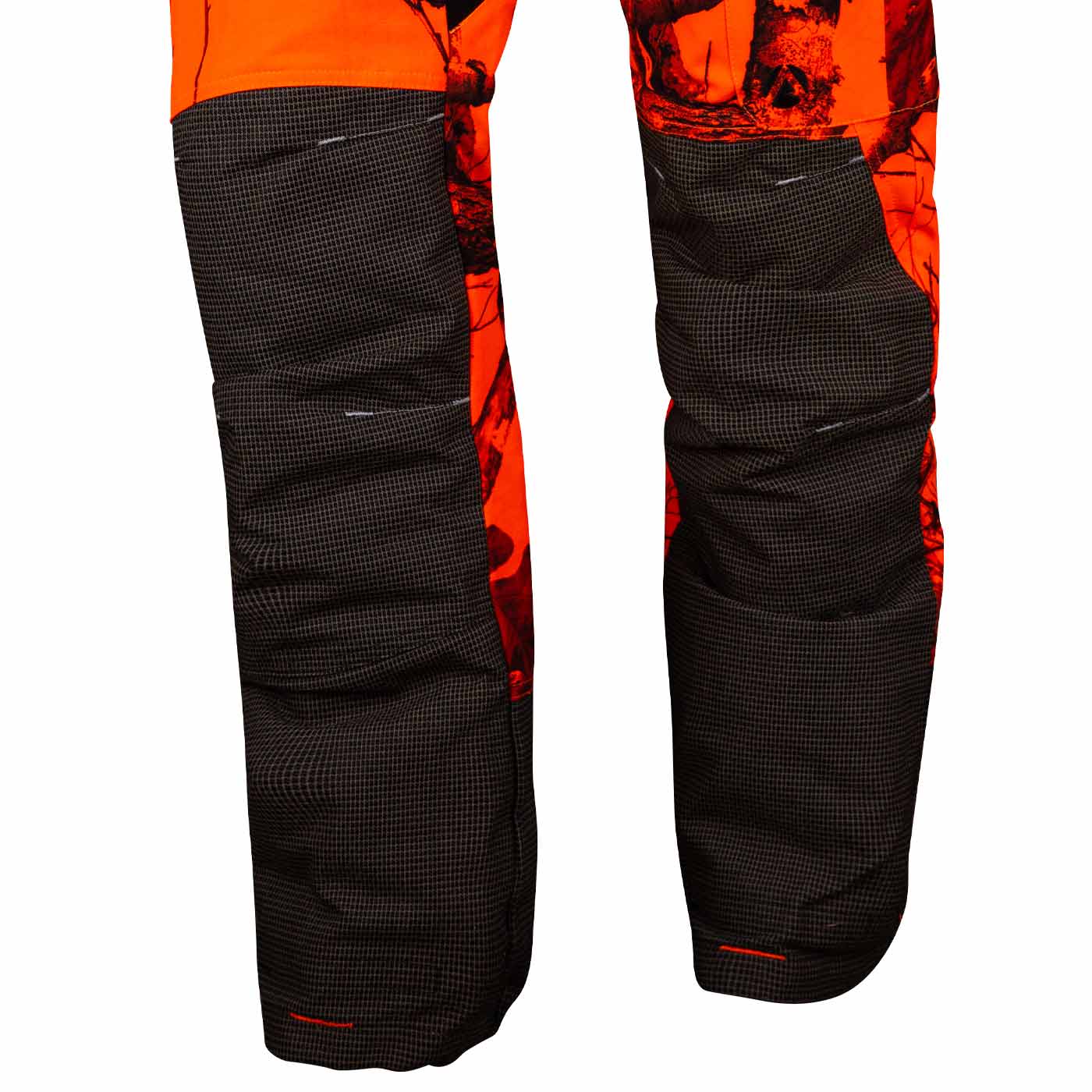 Breatheflex Pro Realtree Hose Detailaufnahme der schwarzen Knieverstärkungen mit feinem Karomuster