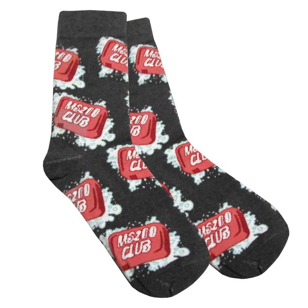 MS200 Club Socken in dunklem Grau mit wiederholtem roten Logo "MS200 CLUB" und weißem Schaum-Muster darauf