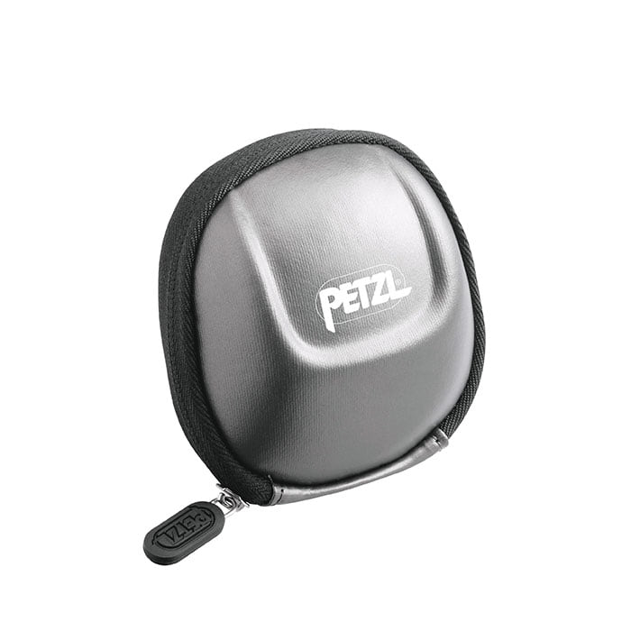 Poche Tactikka von Petzl, graue kompakte Hartschalen-Tasche mit Reißverschluss und weißem Petzl-Logo auf der Vorderseite