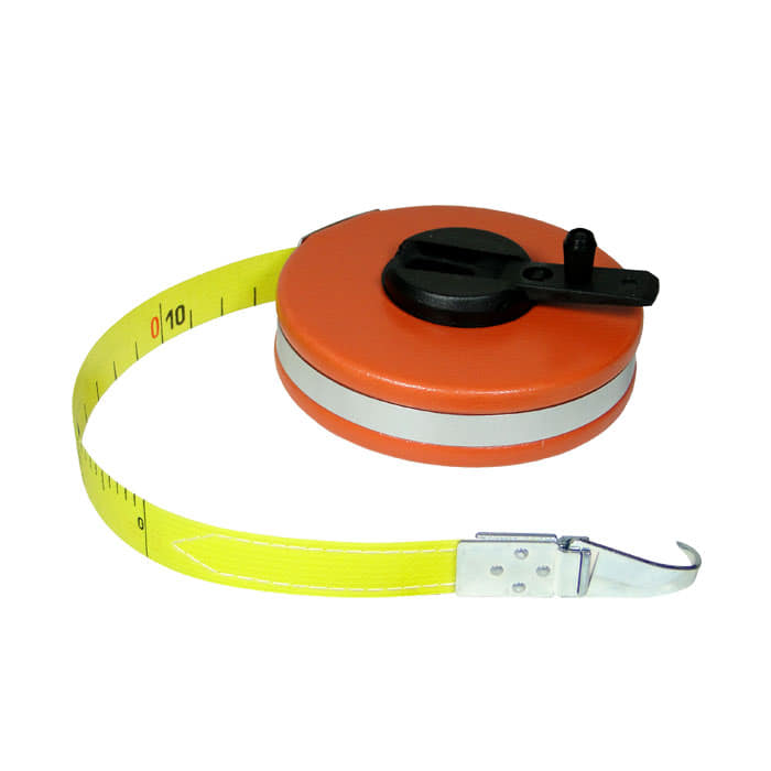 Glasfaser Maßband mit orangefarbenem Gehäuse, schwarzem Aufroller und gelbem Maßband mit Metallhaken
