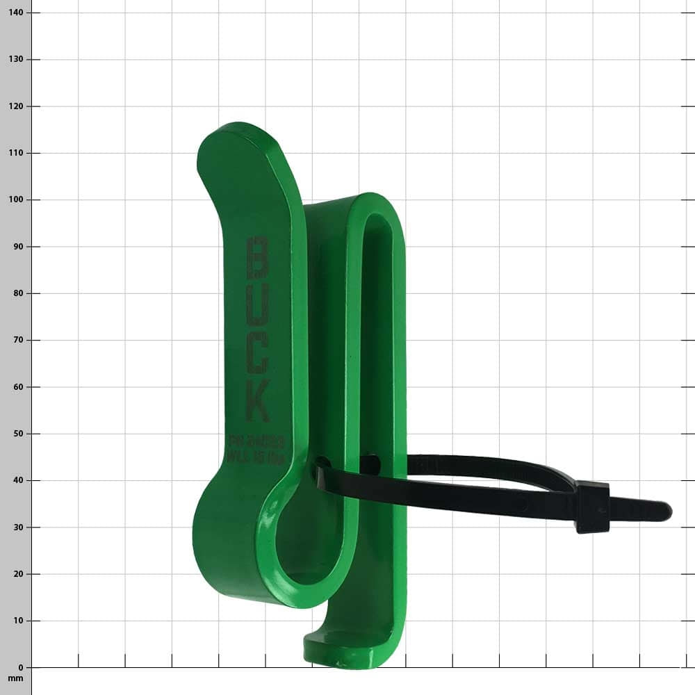 Grüner BuckCarrier aus Kunststoff mit schwarzem Kabelbinder, seitliche Ansicht mit sichtbarem Schriftzug "BUCK"
