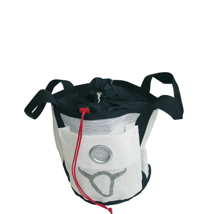 Net Bag, weiße Netztasche mit schwarzem Innenbeutel, vier schwarzen Tragegriffen und rotem Kordelzug
