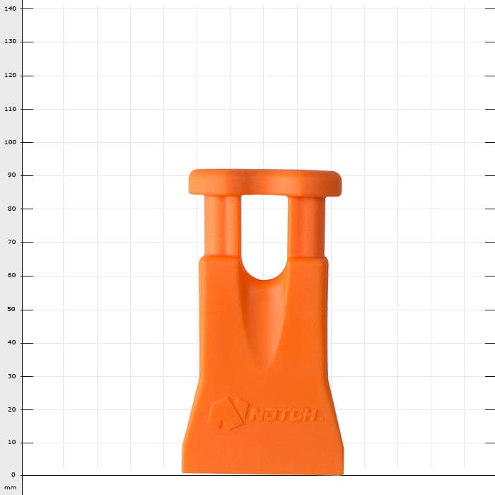 Climbers Best Friend Wedge von Notch, orangefarbener Kunststoffkeil mit zwei kurzen Stäben oben und Prägung des Notch-Logos auf der Vorderseite