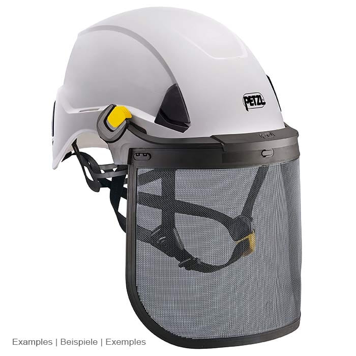 Weißer PETZL Schutzhelm mit Vizen Mesh Gesichtsschutz mit schwarzem Rahmen und Netzgewebe, gelbe Verriegelungselemente und schwarzer Kinnriemen sichtbar