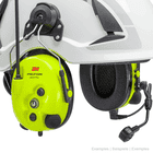 3M Peltor Lite Com Plus gelber Gehörschutz mit Mikrofon und Antenne, am weißen Helm befestigt, Nahaufnahme