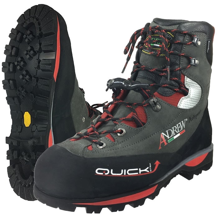 Wanderstiefel Andrew Quickstep in Grau und Rot mit schwarzer Sohle, sichtbarem Schriftzug "Andrew" und "Quick" auf der Seite