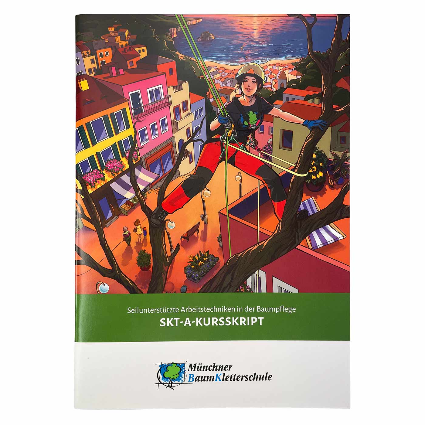 SKT-A Kursskript von Münchner Baumkletterschule mit farbiger Illustration einer Person beim Baumklettern vor einer Stadtlandschaft mit Meer im Hintergrund