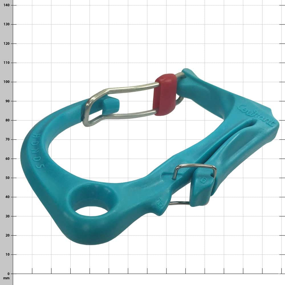 Honos L, blauer Karabiner mit rotem Verschluss, sichtbare Prägung "Courant" und "Honos"