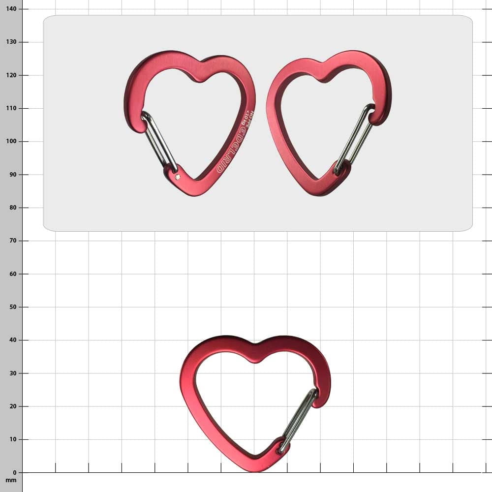 Corazon roter Karabiner in Herzform, Hersteller Edgelird, zwei Stück nebeneinander liegend, einer von vorne, einer von hinten sichtbar