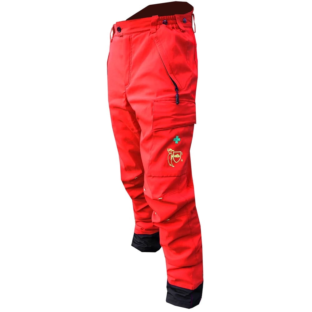 Rote Hose Everest R mit schwarzem Bund und Saum, seitlicher Reißverschlusstasche und grünem Kreuz sowie gelbem Logo auf der Vorderseite