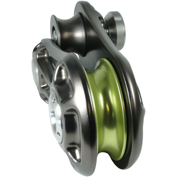 Impact Block L, grauer Metallblock mit grünem Rad, seitliche Ansicht