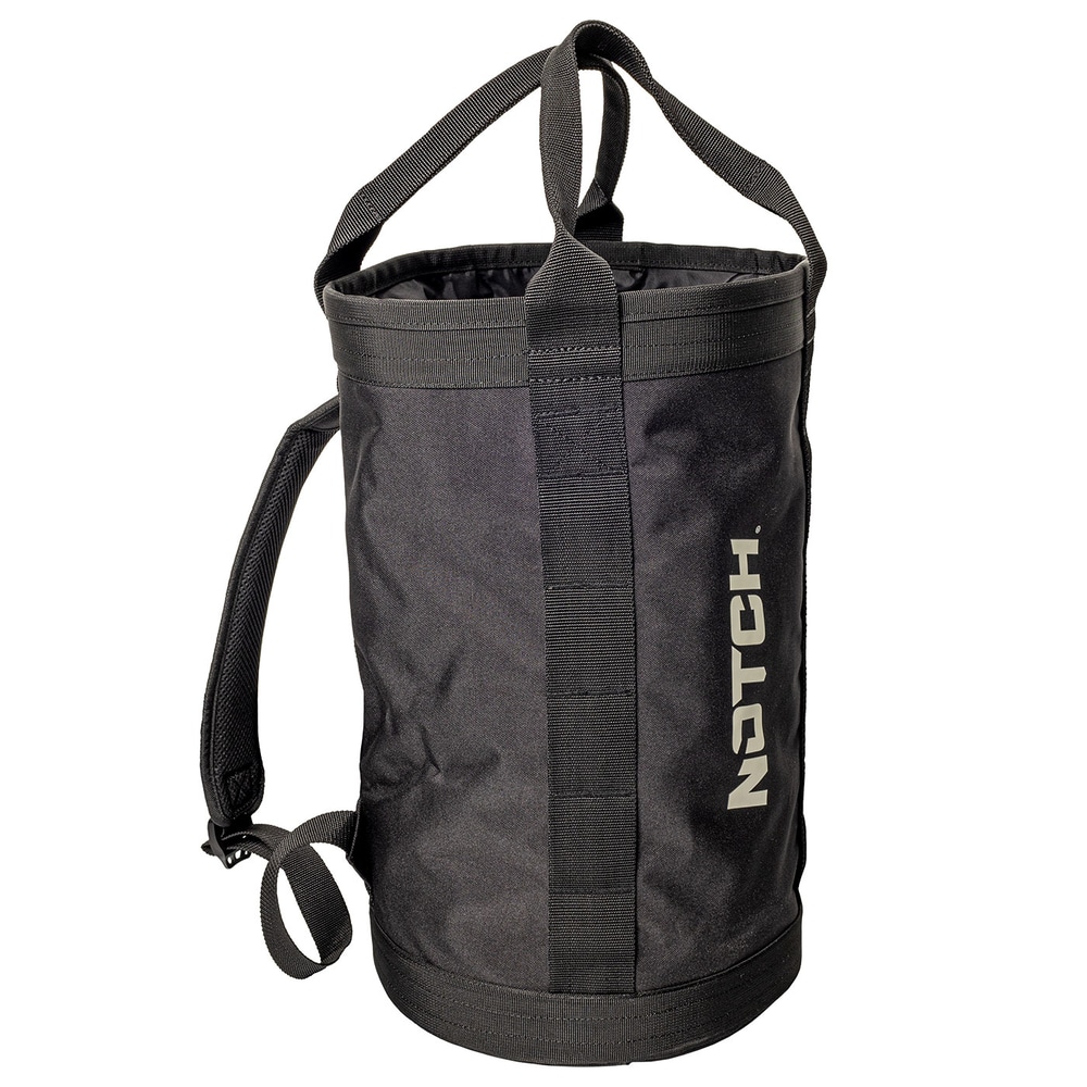 Pro 450 Bag, schwarze Tasche mit zwei Trageschlaufen und einem gepolsterten Schulterriemen, Hersteller Notch, seitliche Logobeschriftung