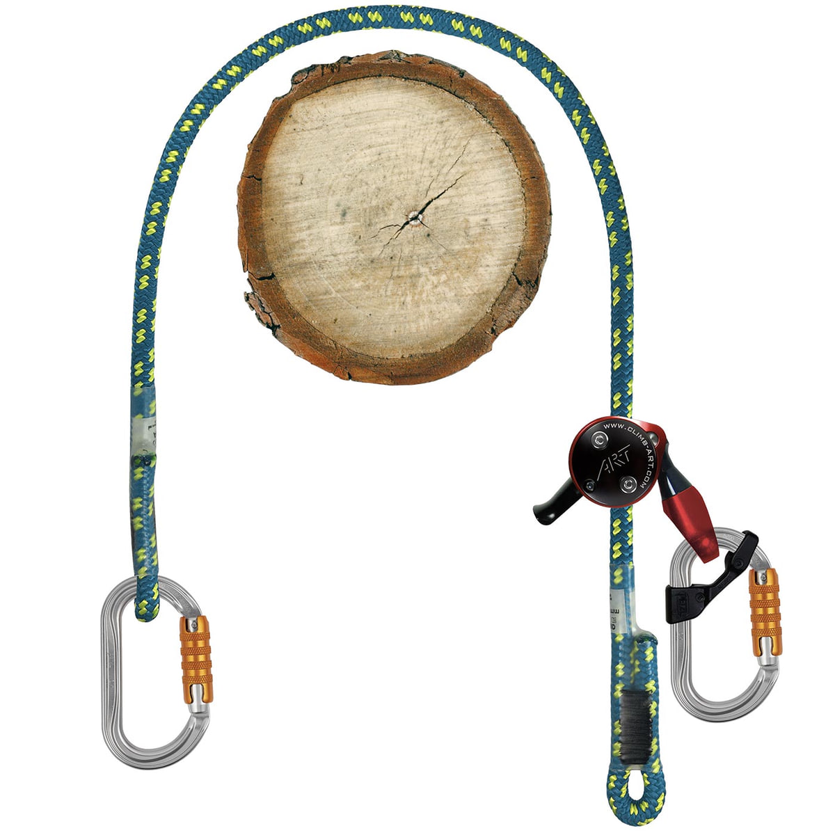 XP-e First Class Swivel Set mit blau-gelbem Seil, zwei silbernen Karabinern mit orangen Verschlüssen und schwarzem Gerät am Seilende, auf Holzscheibe drapiert