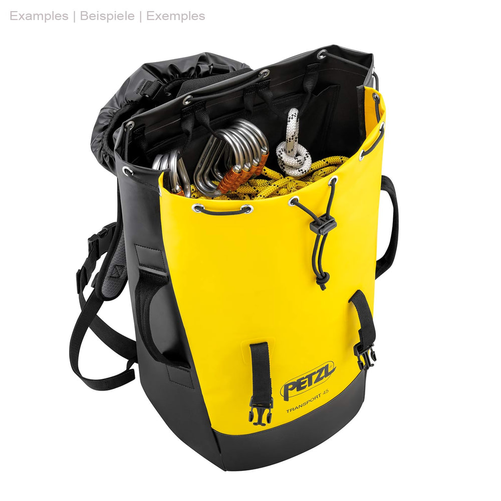 Petzl Transport 45 Rucksack in Gelb und Schwarz geöffnet, zeigt Kletterausrüstung wie Karabiner und Seile im Inneren