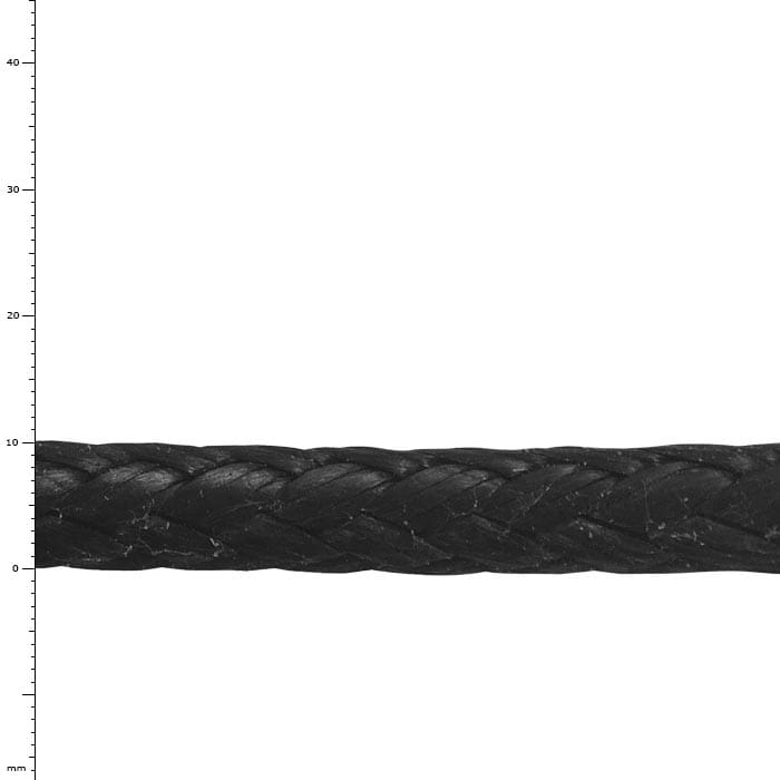 boa 8 t Dyneema black, Nahaufnahme des schwarzen geflochtenen Seils mit Maßangaben im Hintergrund