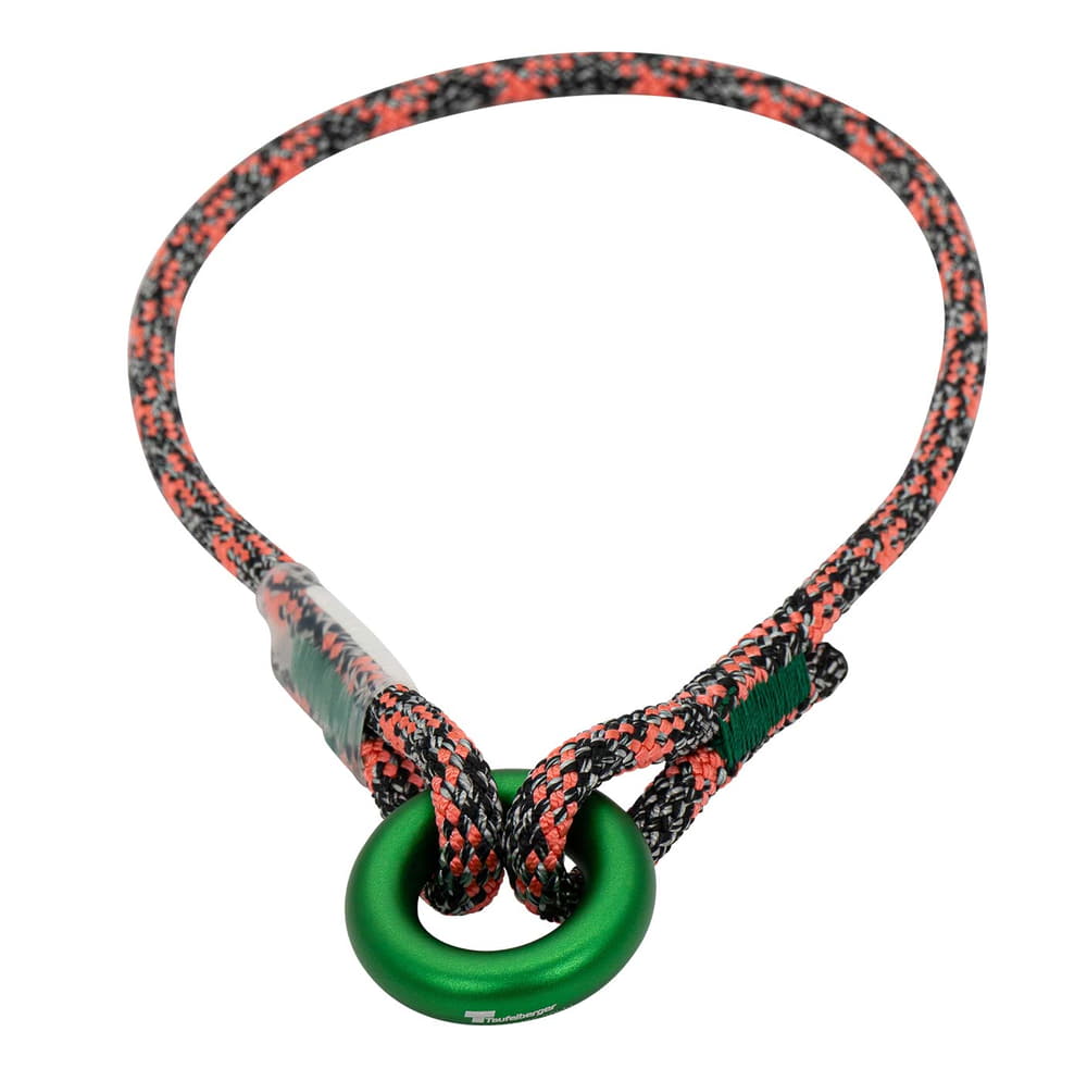 ringLOOP 26, ein Seil mit orange-schwarzer Musterung und grünem Metallring, sichtbar Herstellername Teufelberger auf dem Ring, aus einer anderen Perspektive