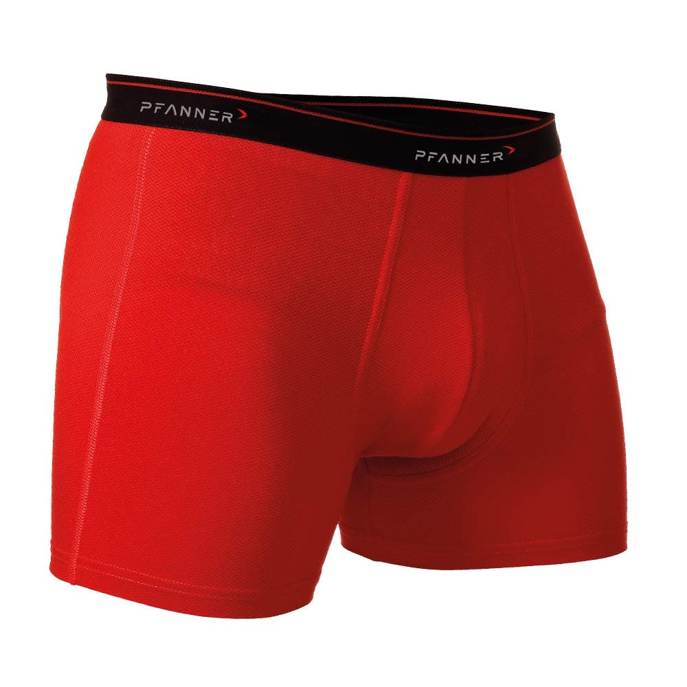 Funktions-Unterhose von Pfanner in Rot mit schwarzem Bund und weißem Pfanner-Logo