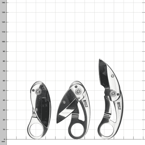 Drei Mini Knife Straight Cut Messer von Laco in unterschiedlichen Öffnungszuständen vor kariertem Hintergrund, das erste Messer ist geschlossen, das zweite halb geöffnet, das dritte vollständig geöffnet