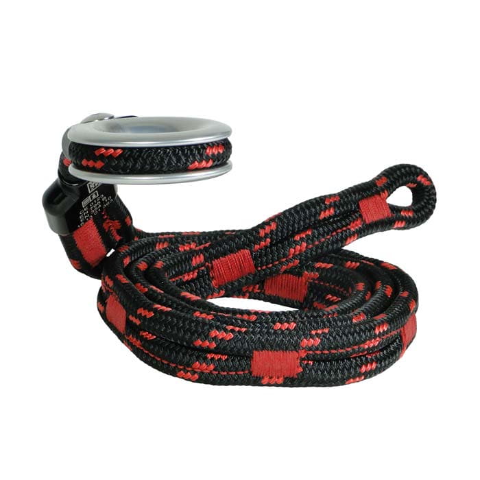 Schwarzes und rotes Seil mit Metallring und Kunststoffelement mit der Aufschrift SnakeTail, zusammengerollt