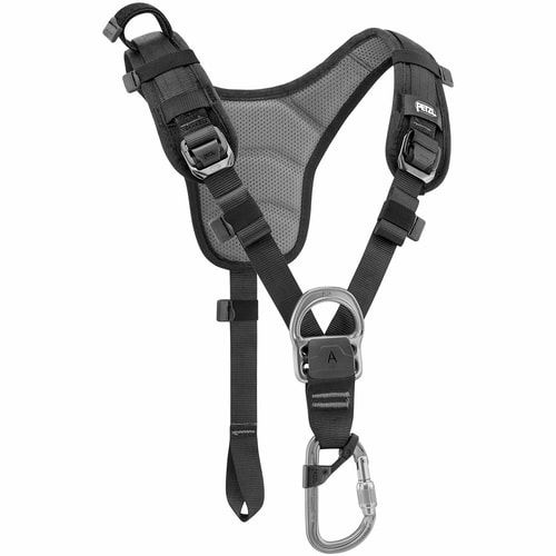 Top von Petzl, schwarzes Schultergurt mit grauem gepolstertem Rückenteil und Metallösen vorne, Karabinerhaken befestigt