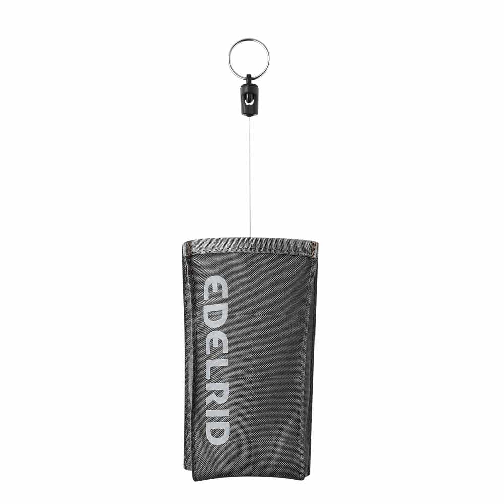 Edelrid Rescue Holster von Edelrid, schwarzes Holster mit grauem Edelrid-Schriftzug und Metallring oben