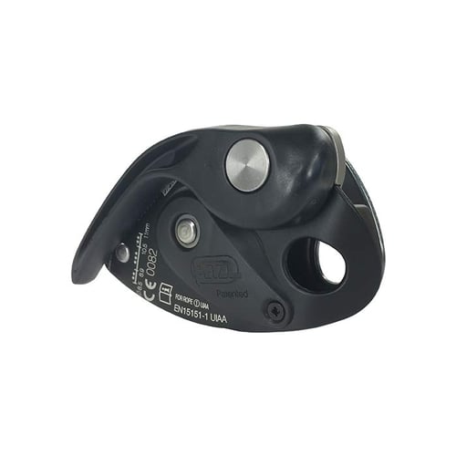 Grigri Klettergerät von Petzl in schwarzem Kunststoff mit technischen Angaben und Zertifizierungen auf der Rückseite
