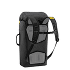 Rückseite des Petzl Transport 30 Rucksacks mit gepolsterten Trägern, Brustgurt und Rückenpolsterung in Schwarz