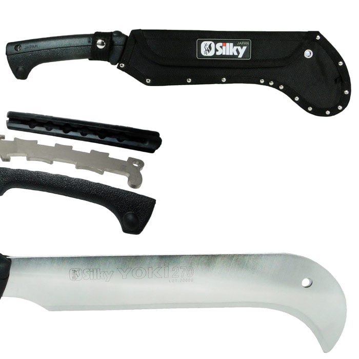 Yoki Machete 270 von Silky mit teilweise zerlegtem schwarzen Griff, silberner Klinge mit eingraviertem Silky Yoki 270 Schriftzug und schwarzer Scheide mit Silky-Logo