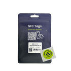 Rückseite der Verpackung mit der Aufschrift „NFC Tags Scan for details“, zwei QR-Codes, einem Barcode und einem einzelnen gelben Helm Sticker NFC Tag Aufkleber mit schwarzer Aufschrift „Tap phone here Scannable“