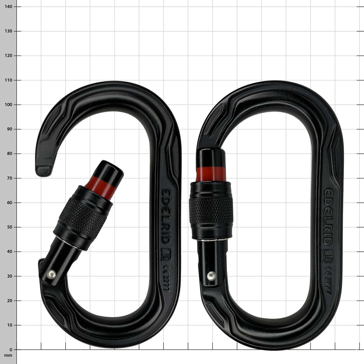 Oval Power 2500 Screw von Edelrid, zwei schwarze ovale Karabiner, einer geöffnet mit rotem Sicherungsring, der andere geschlossen, beide mit Schraubverschluss und feiner Rändelung am Verschluss