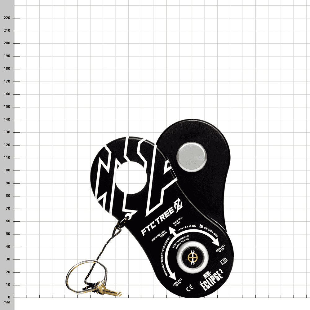Mini-Eclipse 2 Alu, schwarze Umlenkrolle mit weißen Aufdrucken, Metallrolle, von oben mit sichtbarer Sicherungsschlaufe